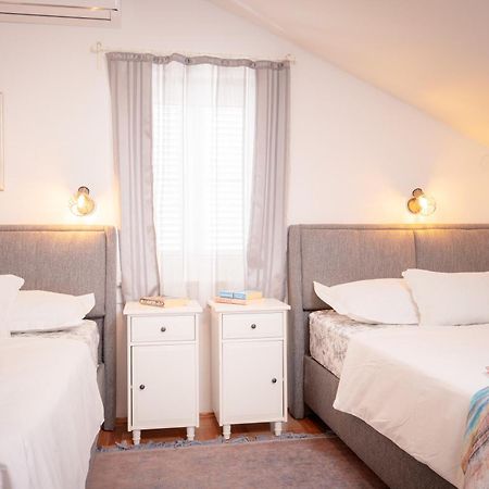 Kalina Deluxe Apartments 耶尔萨 外观 照片